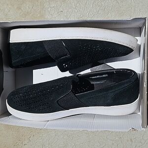 VIONIC shoes